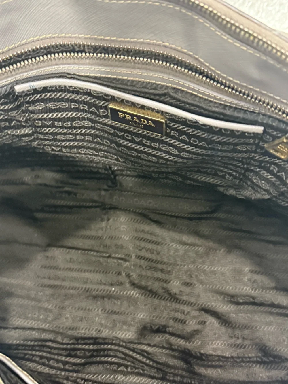 Prada saffiano lux